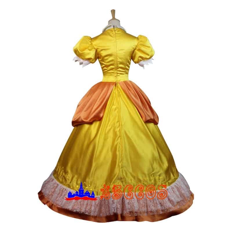 Super Mario Bros. Princess Peach cosplay costume